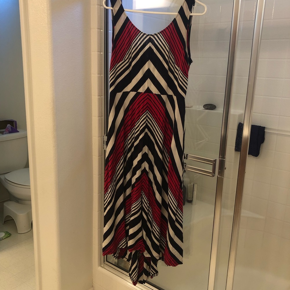L Red White Black striped pattern hi-low dress